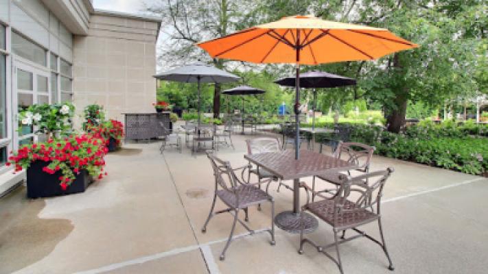 Chartwell Rockcliffe Retirement Residence